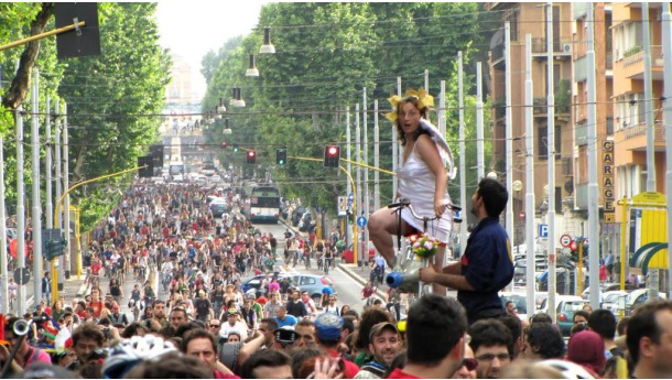 Immagine: A Bari dal 26 al 28 maggio c'è la Ciemmona, la Critical Mass intergalattica
