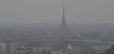 Smog Torino: la Giunta approva la nuova delibera con le misure emergenziali. Blocco diesel: ecco quando scatta e le esenzioni