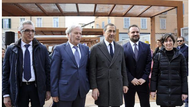 Immagine: Milano, Porta Genova: aperto il nuovo passaggio ciclopedonale