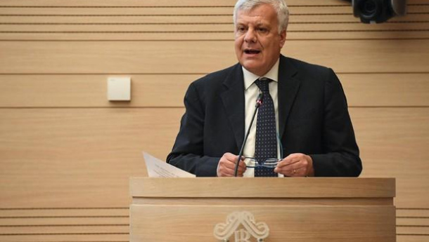 Immagine: Galletti, consegnato primo rapporto sullo stato del Capitale Naturale