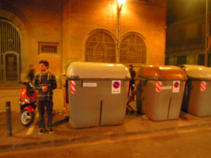 Più pulizia che riciclo, reportage dai cassonetti di Barcellona