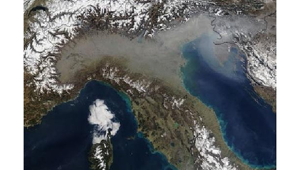 Immagine: Smog, il 4 maggio Torino ospita il tavolo sulla qualità dell'aria nelle regioni del Bacino Padano