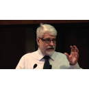 Immagine: Silvestrini (Kyoto Club): 'Mentre le rinnovabili corrono c'è chi critica la decarbonizzazione dell'energia'