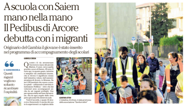 Immagine: A scuola con Saiem mano nella mano Il Pedibus di Arcore debutta con i migranti