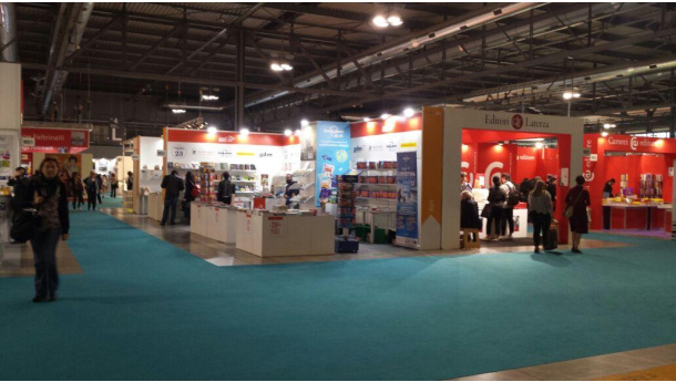 Immagine: Salone del libro di Milano, la raccolta differenziata è deficitaria