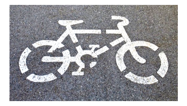 Immagine: In Italia gli spostamenti in bici generano un fatturato di 6,2 miliardi l’anno. Pedalare è un buon affare