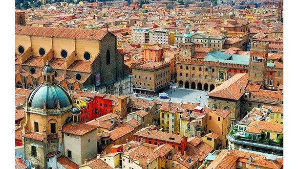 Immagine: Bologna e Amsterdam, aperte le iscrizioni alla summer school sulla sostenibilità urbana