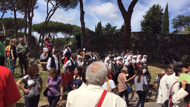 Immagine: Appia Day, i cittadini riconquistano la Regina Viarum