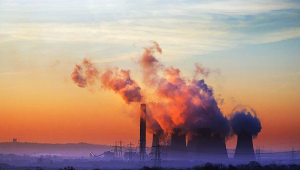 Immagine: Gas serra, il Parlamento Ue approva per ogni stato membro gli impegni di riduzione emissioni fino al 2030