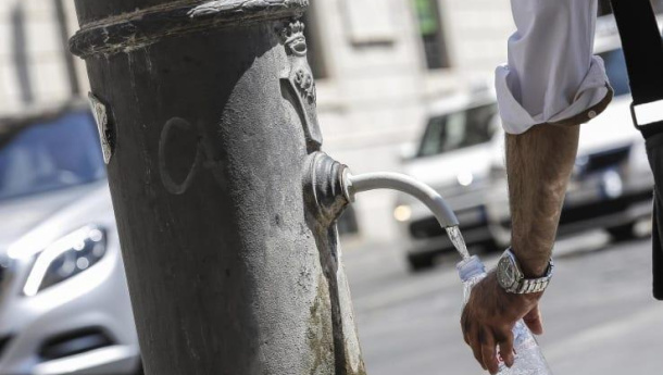 Immagine: Roma, crisi idrica: non è detto che l'acqua verrà razionata. La Regione al lavoro per una soluzione alternativa