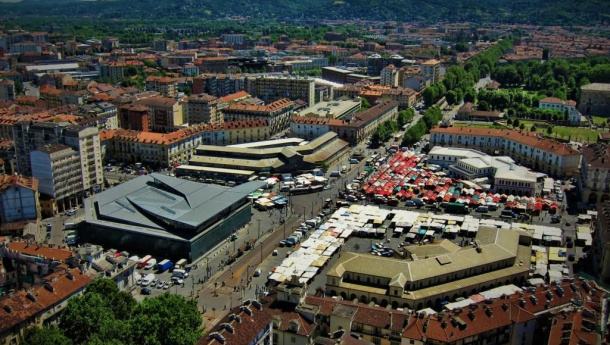 Immagine: Porta Palazzo: la raccolta che fa la differenziata!
