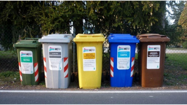 Immagine: Rifiuti, l'Emilia Romagna va avanti sulla tariffazione puntuale: firmato protocollo d'intesa tra Regione, Anci e Atersir