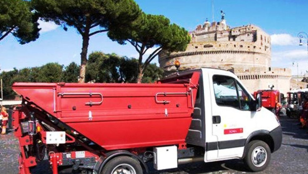 Immagine: Roma, cresce la raccolta differenziata. Nei primi sei mesi è al 44,2%