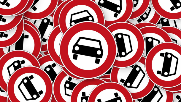 Immagine: Retromarcia sulle domeniche ecologiche a Torino: la protesta delle associazioni ambientaliste