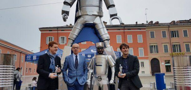 Capitan Acciaio premia la città di Modena