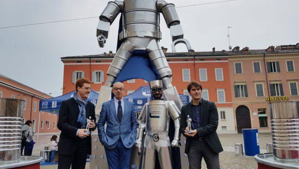 Immagine: Capitan Acciaio premia la città di Modena