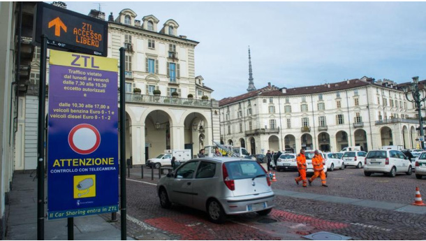 Immagine: Torino, ZTL: dal 2 ottobre attive sei nuove porte elettroniche
