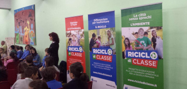 ‘Riciclo di Classe’, presentata a Torino la seconda edizione del progetto scuola Conai su raccolta differenziata e riciclo