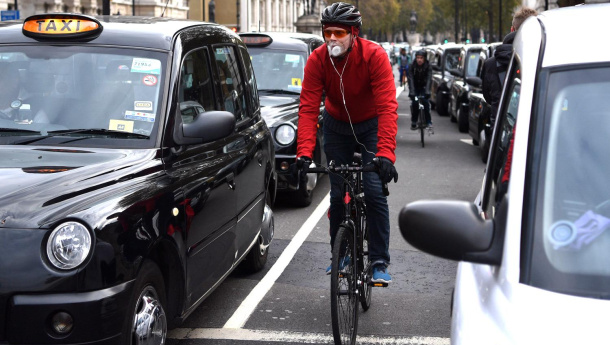 Immagine: Ogni cittadino di Londra respira aria inquinata. Un nuovo studio sancisce il disastro