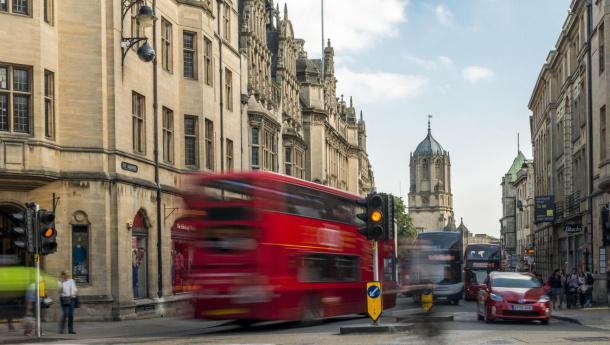 Immagine: Oxford, dal 2020 in centro solo veicoli elettrici. Ed entro il 2035 in tutta la città