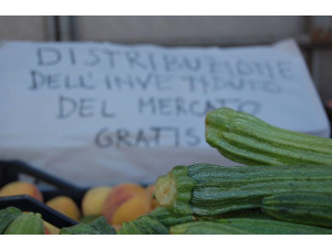 Cresce al mercato dell’Alberone di Roma il progetto di recupero delle eccedenze alimentari