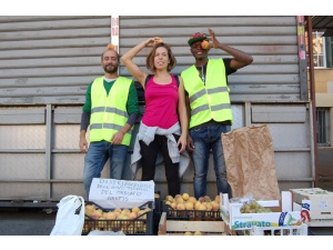 Cresce al mercato dell’Alberone di Roma il progetto di recupero delle eccedenze alimentari
