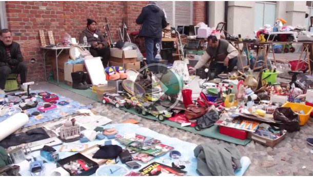 Immagine: Mercato di libero scambio al Balon; “anche questa è la nostra Torino”
