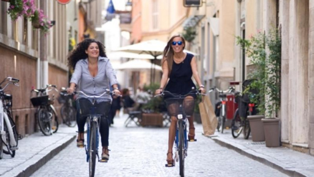 Immagine: Parma al primo posto del rapporto di Euromobility sulla mobilità sostenibile, a seguire Milano e Torino