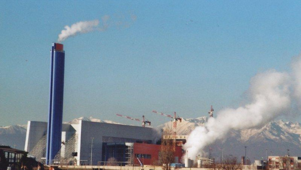 Immagine: Lunedì 18 dicembre perdita alla caldaia della Linea 1 dell'inceneritore di Torino