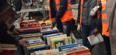 Sfrattati i libri dal Balon