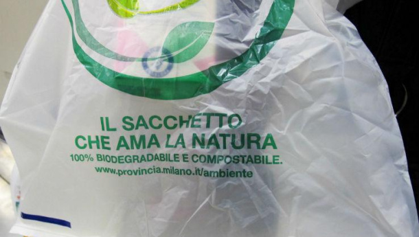 Immagine: Assobioplastiche, prima rilevazione sui sacchetti bio: 'Spesa massima 4,5 euro annui per consumatore'