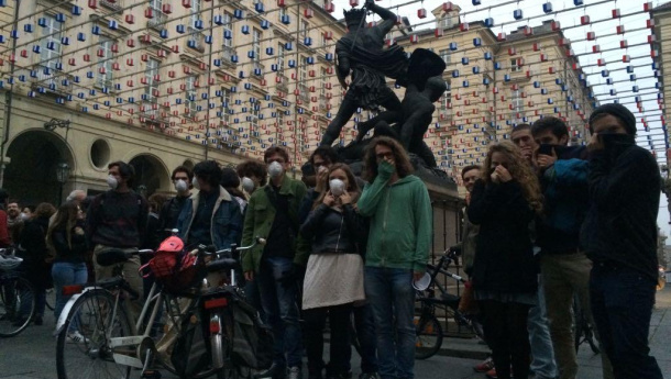 Immagine: Smog a Torino. Bike Pride: 'Non si è ancora riusciti ad andare oltre le misure emergenziali che non affrontano il problema alla radice'