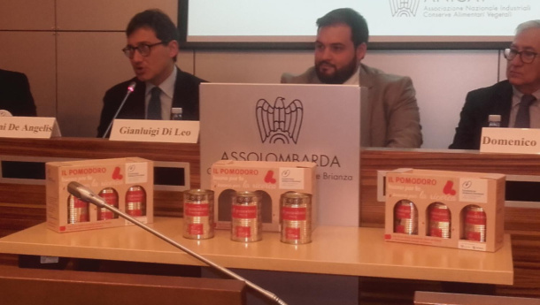 Immagine: Ricrea: ottimi risultati sulla raccolta differenziata e impegno per la ricerca sui tumori pediatrici