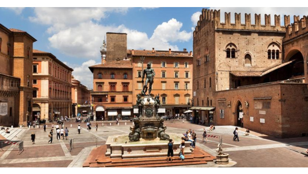 Immagine: Bologna, più telecamere contro l'abbandono di rifiuti