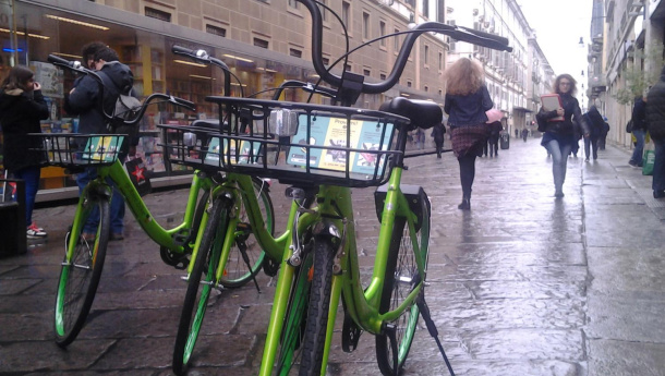 Immagine: Bike sharing a flusso libero a Torino: un servizio aggiuntivo su un terreno impreparato