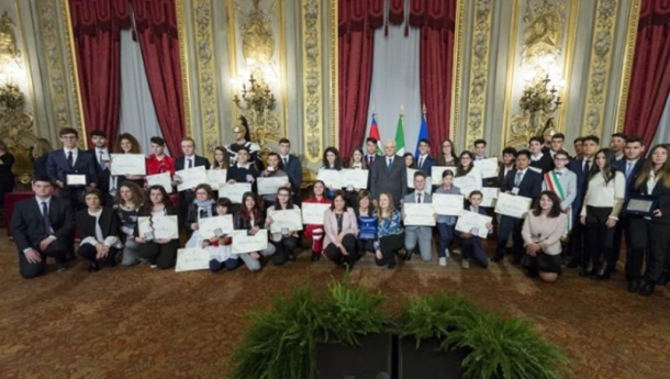 Immagine: ‘Alfiere della Repubblica’, l’Ambiente al centro del premio consegnato da Mattarella a 29 ragazzi