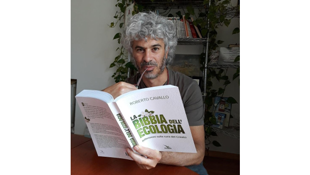 Immagine: Esce in libreria 'La Bibbia dell'Ecologia', il nuovo libro di Roberto Cavallo