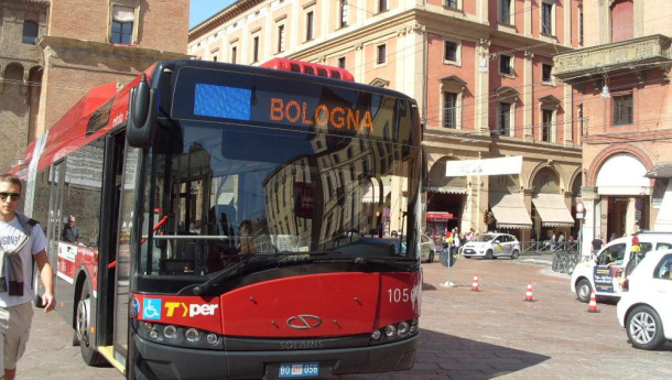 Immagine: Emilia Romagna, da settembre autobus gratis per chi ha l'abbonamento del treno