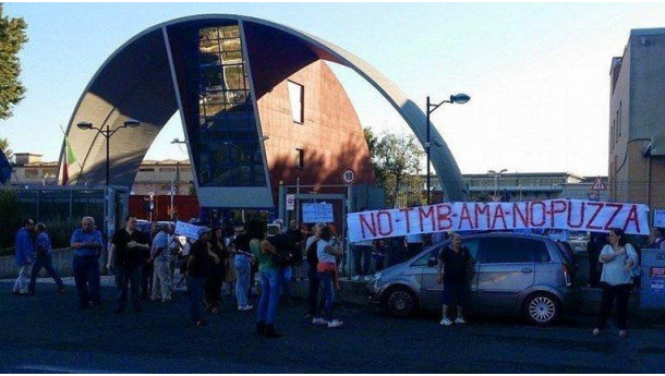 Immagine: Roma, rifiuti: presidente del Muncipio III, dirigenti Ama e sindacati in visita al TMB Salario