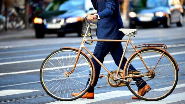 Immagine: Toninelli annuncia il pacchetto Strade Sicure: 'Più attenzione alla mobilità urbana a partire dai ciclisti'
