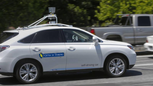 Immagine: Torino diventa un laboratorio dove testare l'auto a guida autonoma