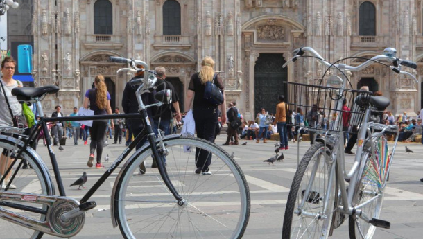 Immagine: Dal ‘tactical urbanism’ a un nuovo percorso ciclabile in centro città, Milano in prima fila verso la mobilità nuova