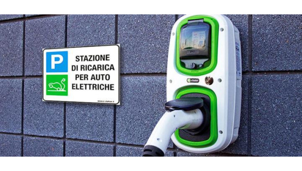 Immagine: Milano, due novità in arrivo per la mobilità elettrica