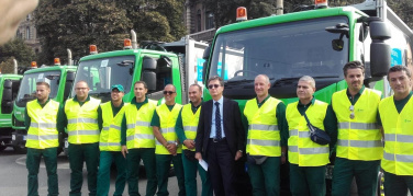 Amsa sempre più green: 43 nuovi automezzi alimentati a metano per la raccolta differenziata