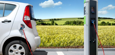 Assicurazione auto: conviene comprare un'auto elettrica?