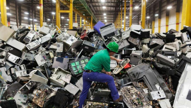 Immagine: L’Open Scope parte col piede sbagliato. Ecco le nuove sfide per i rifiuti elettronici