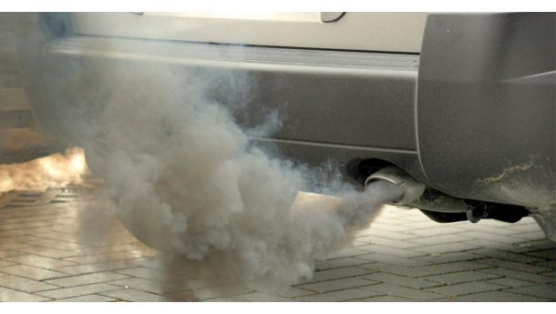 Immagine: Milano, Area B: online il bando per gli incentivi alle imprese per la sostituzione dei veicoli inquinanti
