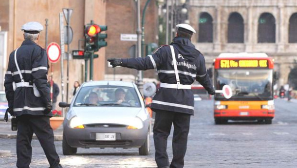 Immagine: Smog, Lazio: nuovo piano sulla qualità dell'aria. A Roma stop ai diesel Euro 3 dal 1° gennaio