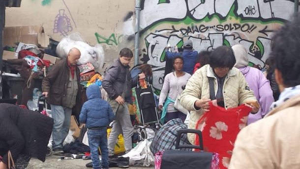 Immagine: Rete ONU: ‘Il rovistaggio non si supera con le multe ma con politiche ambientali e sociali’