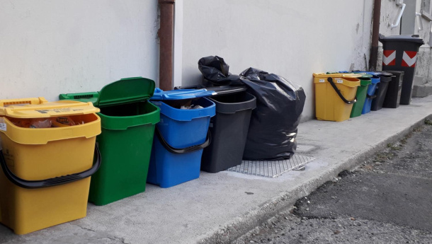 Immagine: Firmato accordo di programma tra Regione, Comune di Torino e Amiat per incrementare la raccolta differenziata dei rifiuti urbani della città